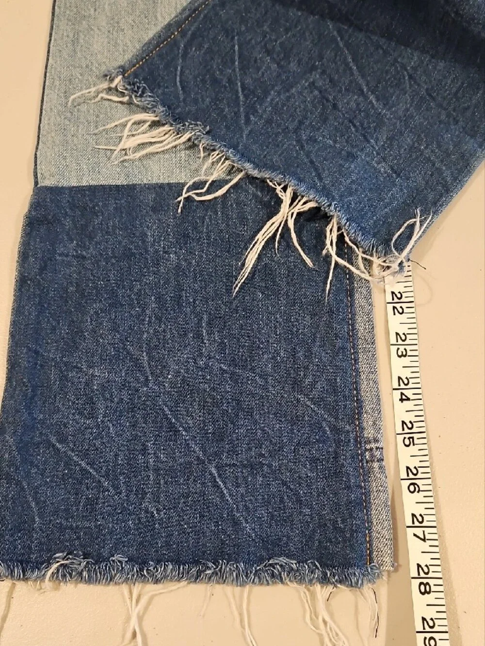 Levi's Women's Blue Pieced Denim Jeans 0097 - Picture 7 of 8